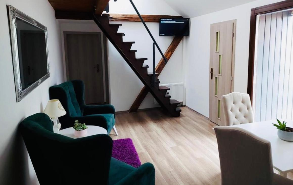 Jokai Apartman Komarno Luaran gambar